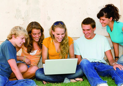 开云体育版本更新日志2025-帕尔马普拉西亚队遭降级离开赛场