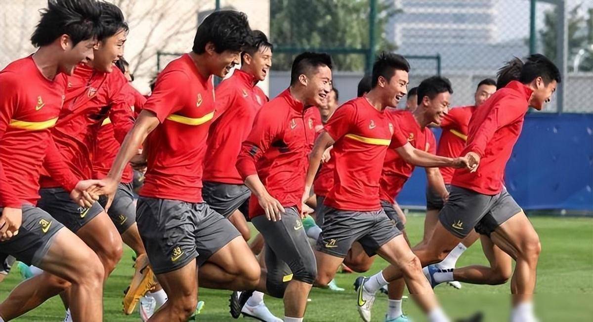 包含激情澎湃！球员们将在比赛中竭尽全力争取胜利的词条